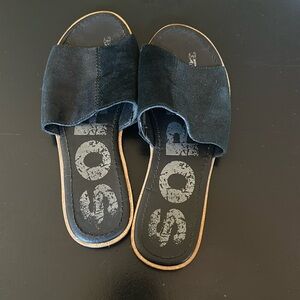 Sorel suede slides Size 8